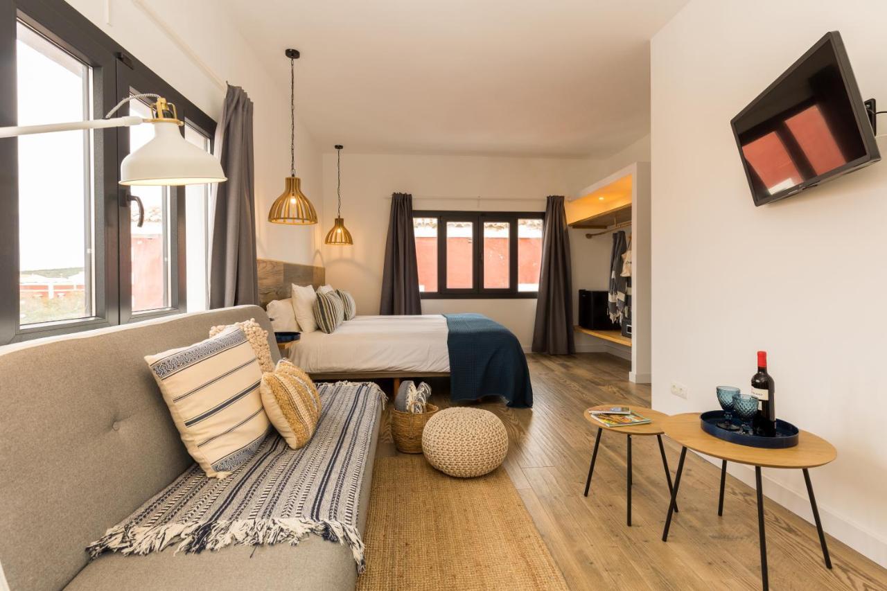 Pardela Menorca Hotel Es Castell  Bagian luar foto