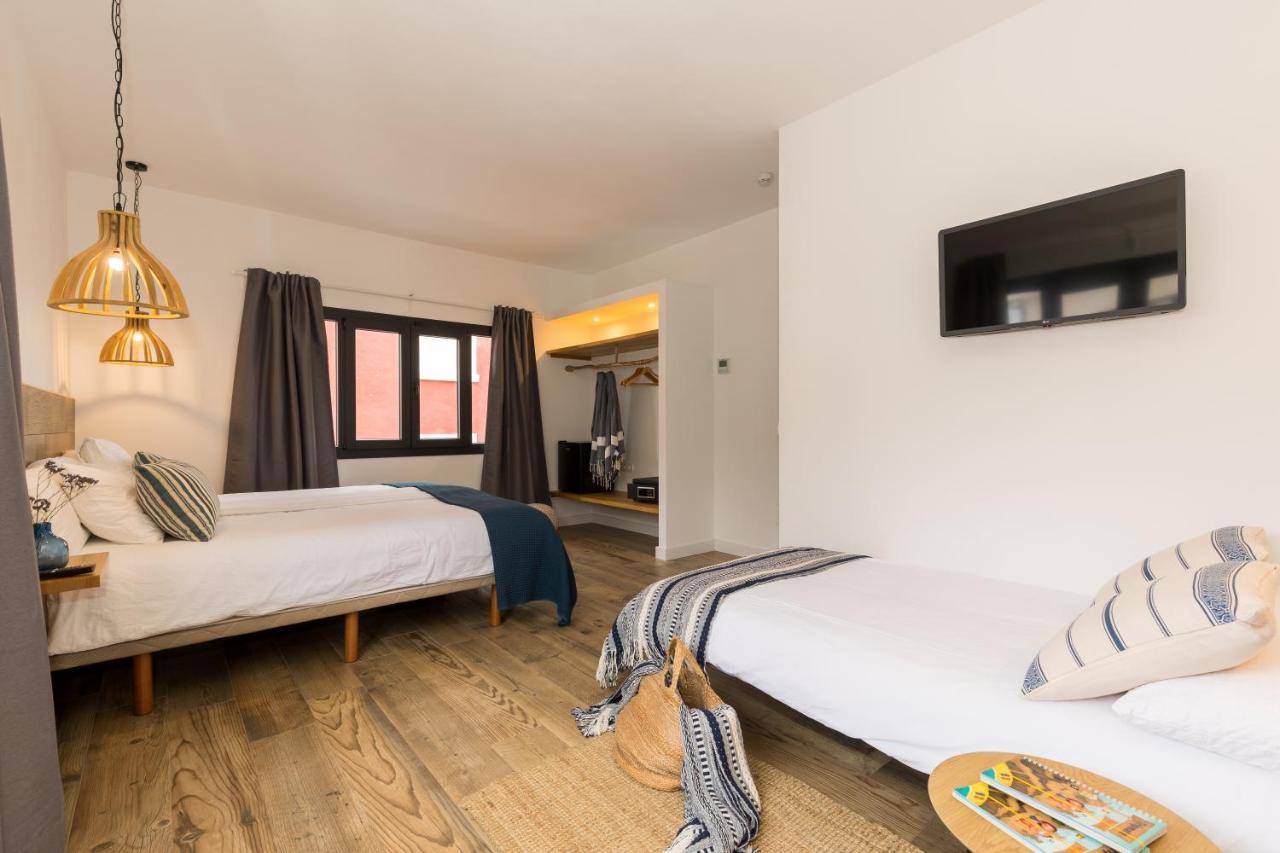 Pardela Menorca Hotel Es Castell  Bagian luar foto